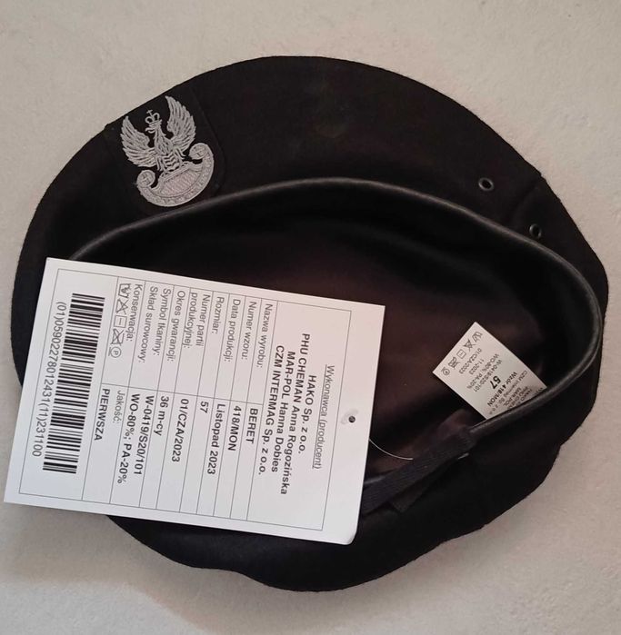Beret 418/MON, kolor czarny, rozmiar 57, NOWY