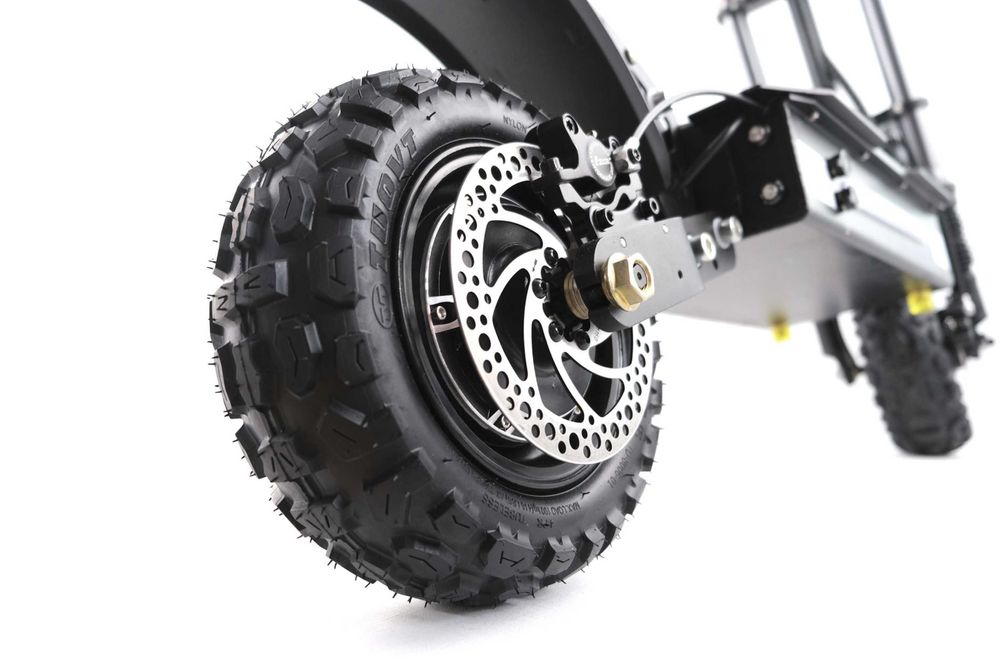 Электросамокат полноприводный Yoo Bee Explorer 5600W 28 Ah