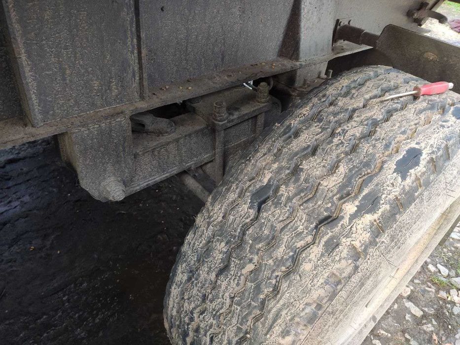 Напівпричеп зерновоз-контейнеровоз