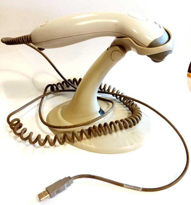 Skaner kodów kreskowych Voyager MS9520 wyjście USB stan bdb