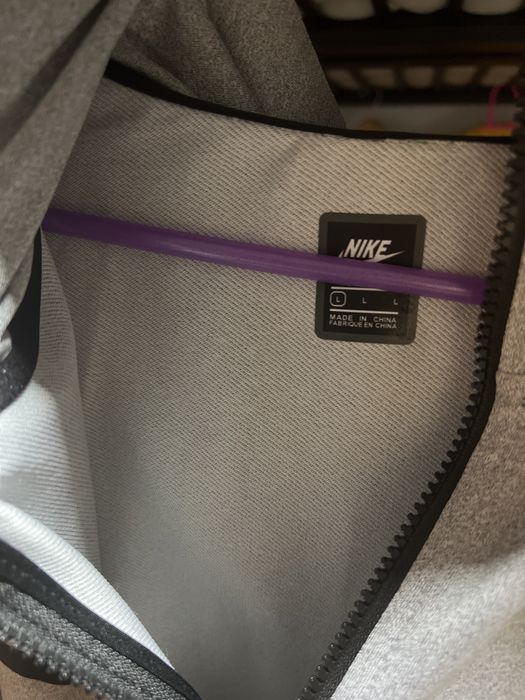 Nike Tech Fleece Cinza