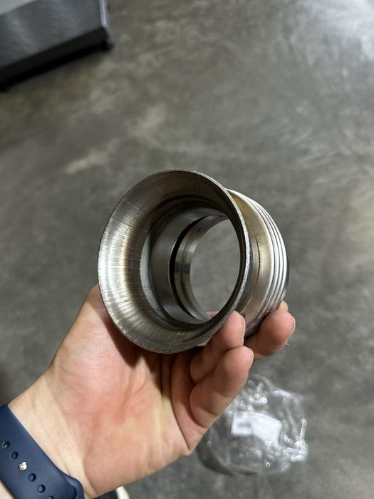 Гофра глушителя резонатора глушника спрінтер W906 W907 OM651 2.2