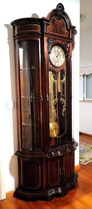 Vende-se Relógio de Chão Antigo