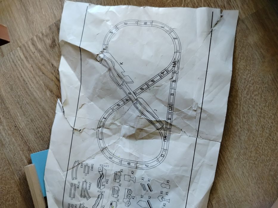 Tory drewniane dla dzieci