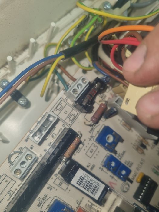 Ремонт газових котлів, тв.п.  котла , електро котлов