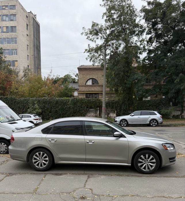 Volkswagen Passat B7 2.5 газ/бенз ОБСЛУЖЕН в очень ХОРОШЕМ состоянии