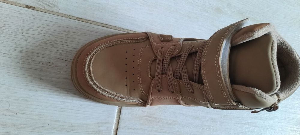 Кросівки,черевики,ботинки 35