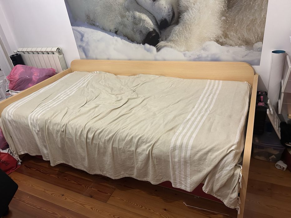 Cama de Solteiro com 2 gavetões muito grandes