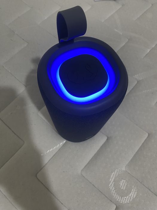 coluna FRESH N REBEL com leds