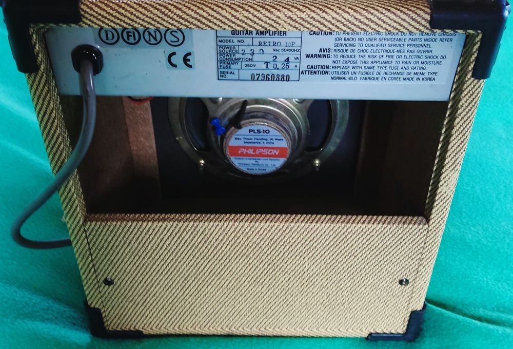 Amplificador tweed de guitarra Levin Retro 10P como novo!