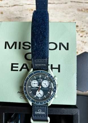 MoonSwatch SO33G100 Omega x Swatch - Earth Tone Strap Detail