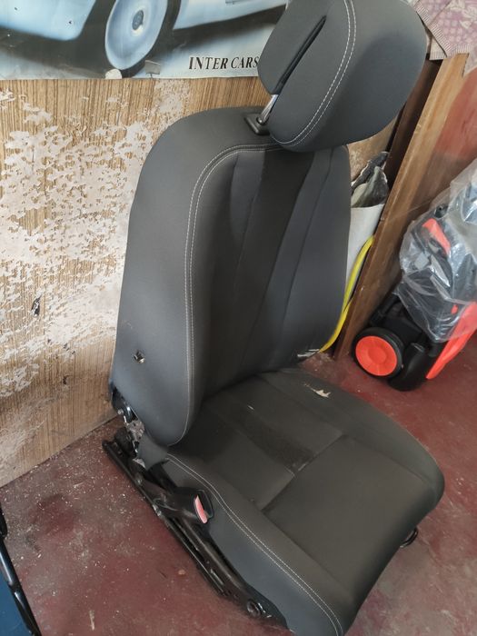 Сиденье на Рено Меган 3