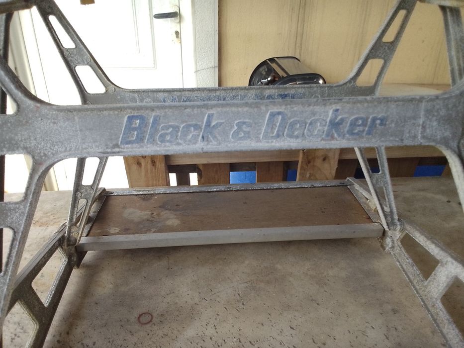 Mesa para bricolage de marca