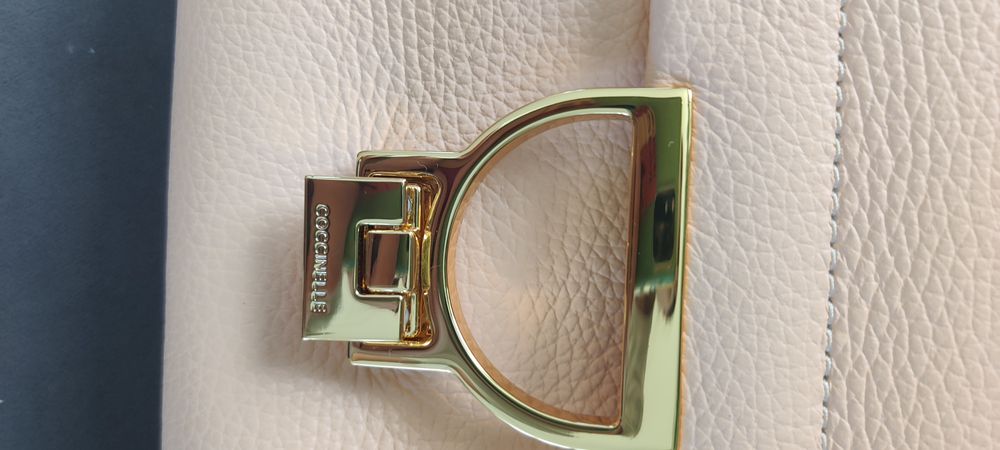 Torebka Coccinelle Arlettis nowa