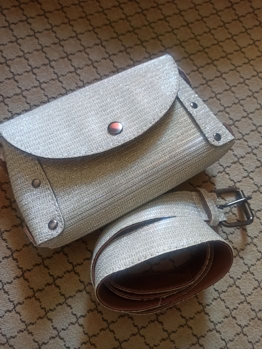 Bolsa com cinta nova
