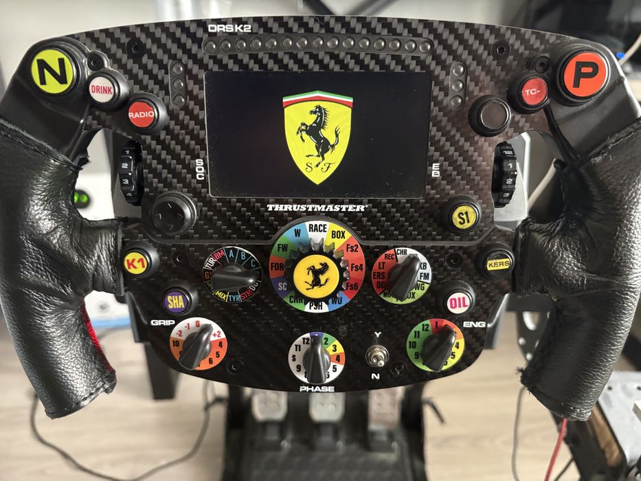 Kierownica THRUSTMASTER SF 1000 + Quick Release Moza