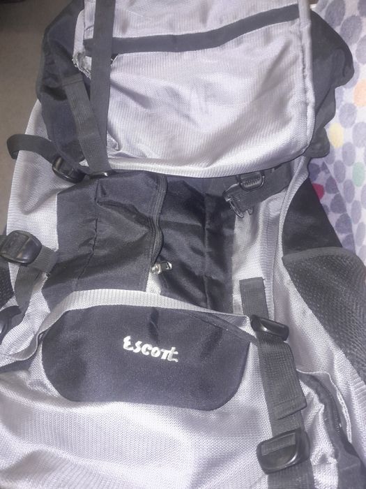 mochila  de campismo   SCORT   nova  10€
