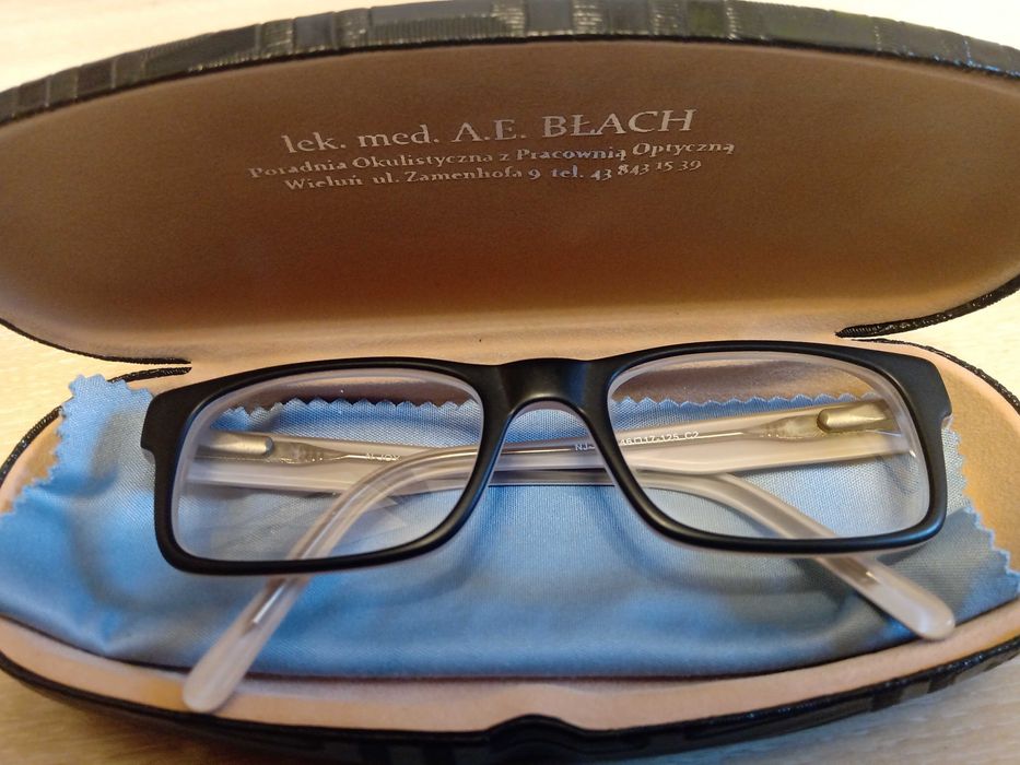 Okulary korekcyjne dla dziecka.