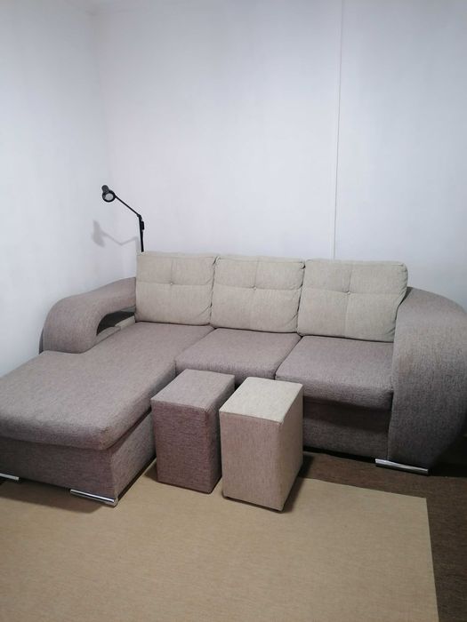 Lounge chão se com 4 puffs