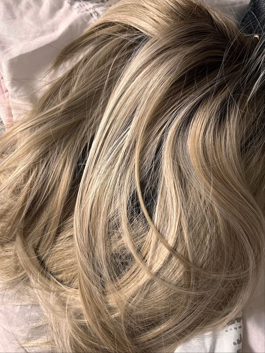 Peruka włosy blond grzywka gęsta jak naturalne nowa premium pasemka