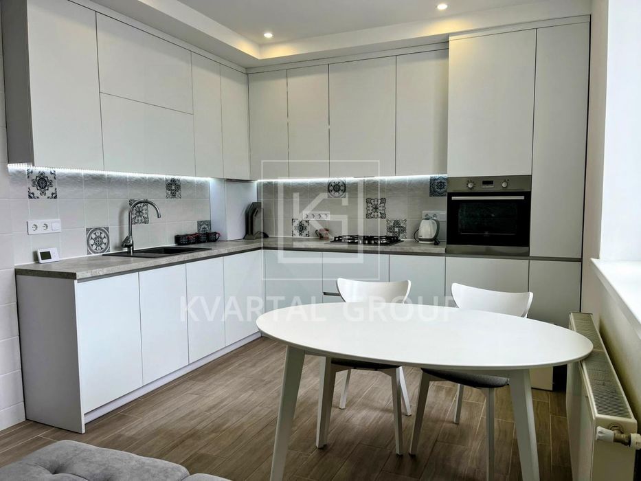 Продаж 2к квартири з ремонтом Буча