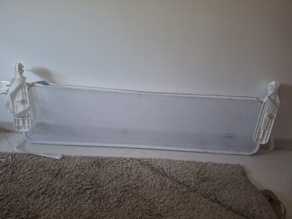 Protetor Lateral de cama para bébé da Marca Brevi.

Usado mas em boas condições.