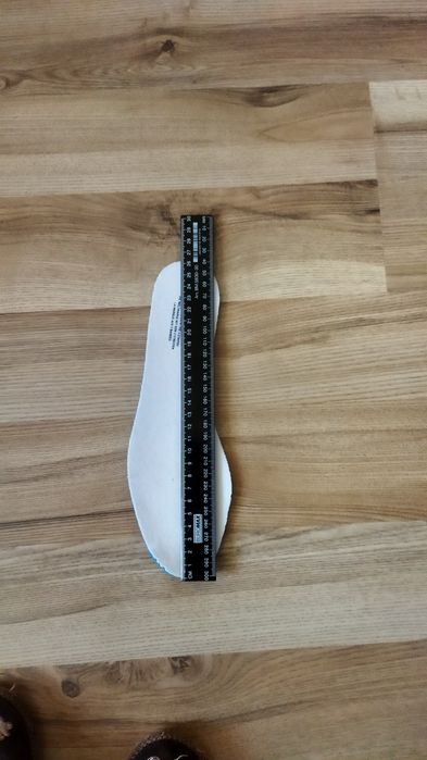 Кросівки Adidas   .