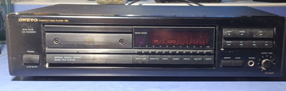 Onkio DX 6930 cb програвач