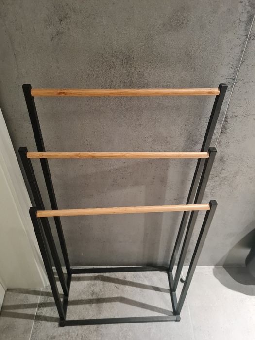 Toalheiro de casa de banho