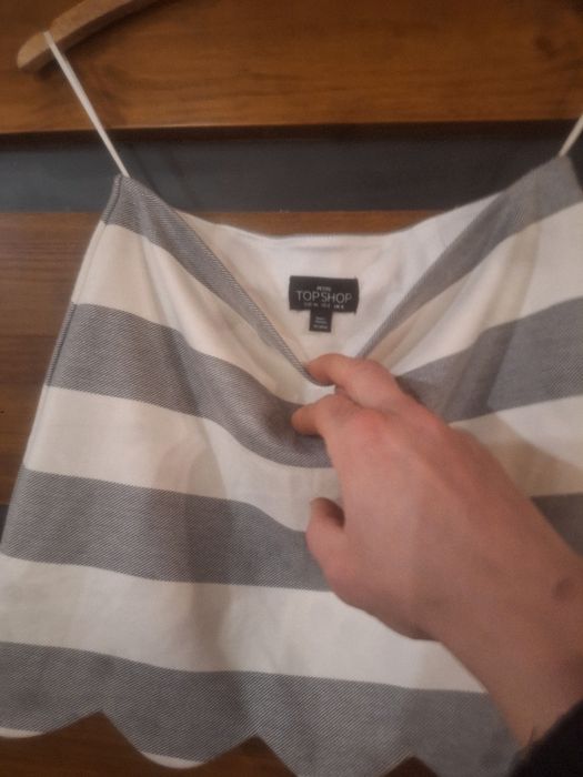 Spódniczka Top Shop rozm.S,viskoza,stan bardzo dobry.
