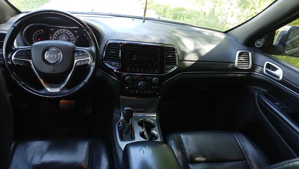 Jeep grand Cherokee 3,6 gaz, 2019 rok, piękny