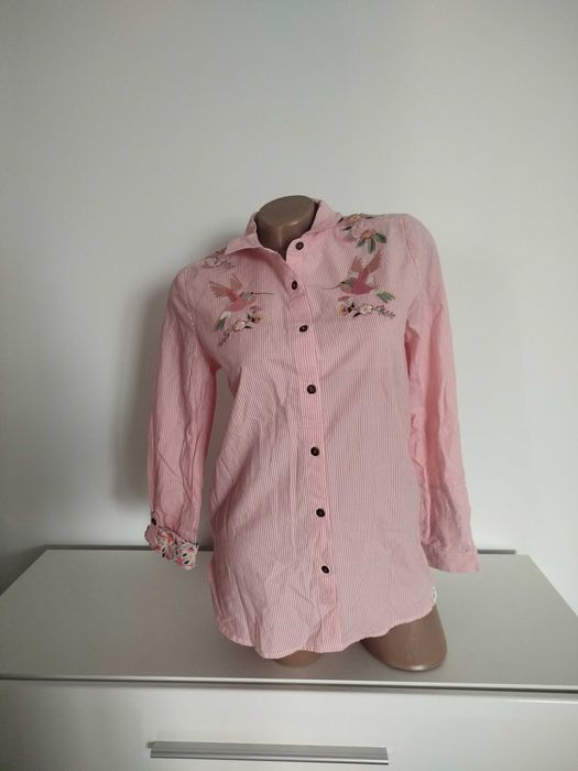 нова жіноча сорочка 44 розмір з вишивкою