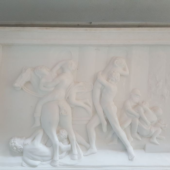 Mesa de Mármore " O rapto das Sabinas"
