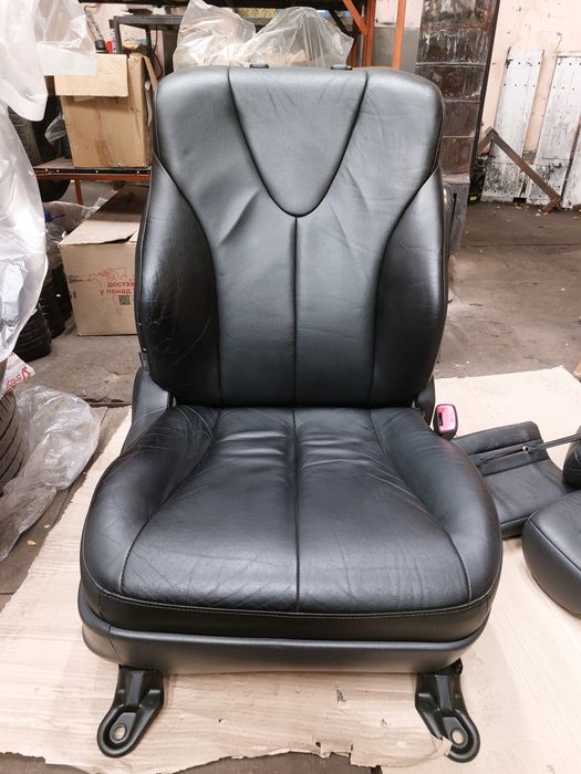 Cалон автомобіля Toyota Camry 40 3.5