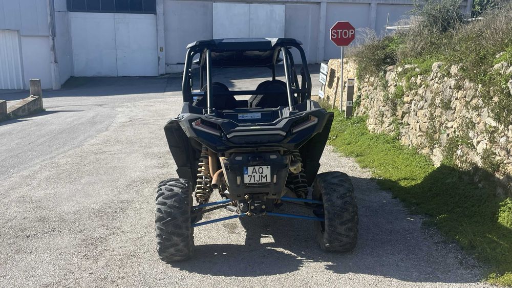 Polaris RZR XP4 4 Lugares