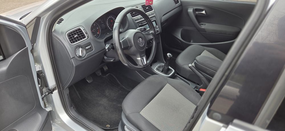 Volkswagen Polo 2012 год