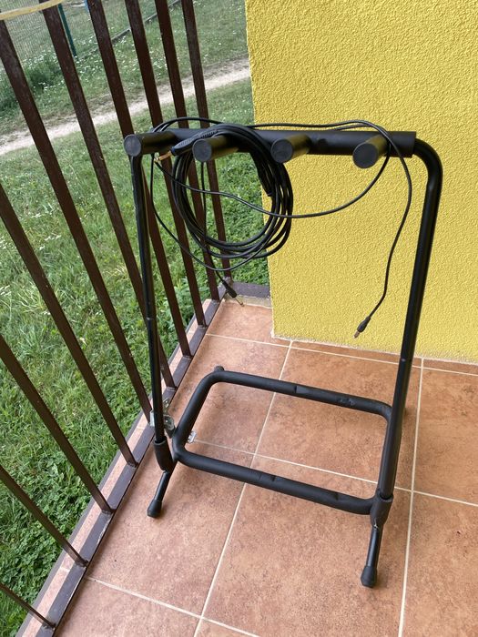 Stojak na gitarę
