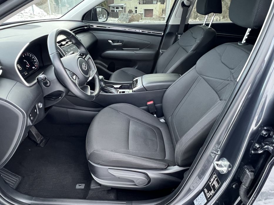 Офіційне авто, 2024 рік, стан - новий