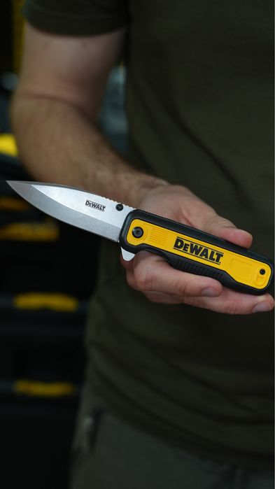 Ніж DeWALT з нержавійки, складаний, зі змінними лезами