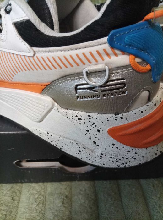 Кросівки оригінальні PUMA  УНІКС