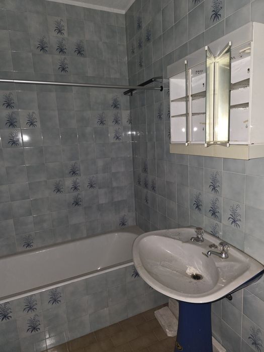 Vende-se T2 no centro de Sever do Vouga.