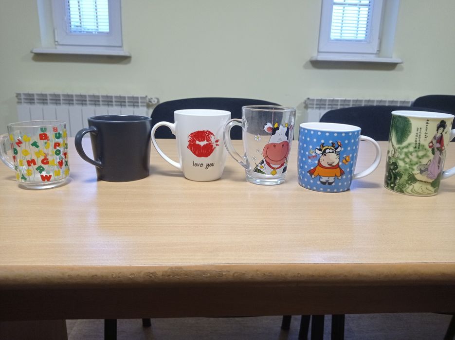 Чашки чайні для офісу б/у