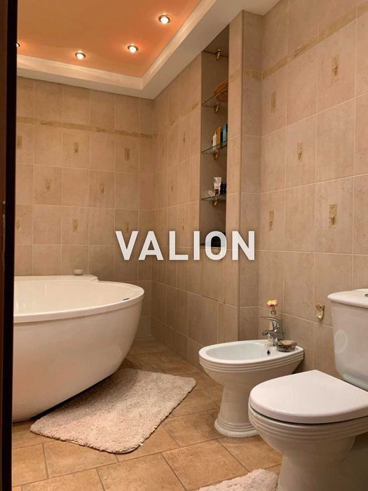 Продаж 5к.кв. Микільсько-Слобідська 4д  метро Лівобережна