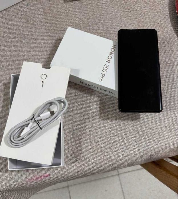 Honor 200 Pro, 12GB/512GB. Como Novo.