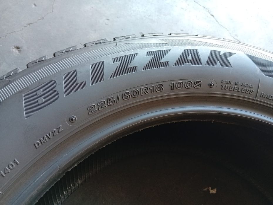 Bridgestone Blizzak DM-V2 R18 225/60 100S зимові шини 24рік комплект Японія виробник 8мм