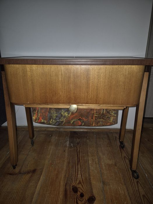 Vintage mobilna szafka niciak 1960 rok