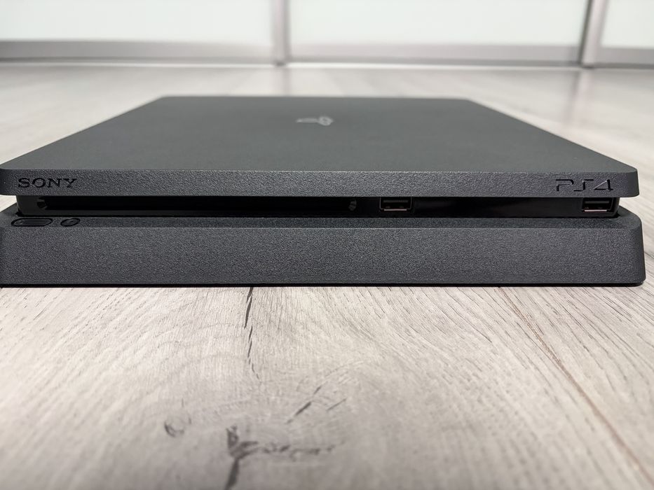 PS 4 Slim 1 tb, повний комплект + ігри