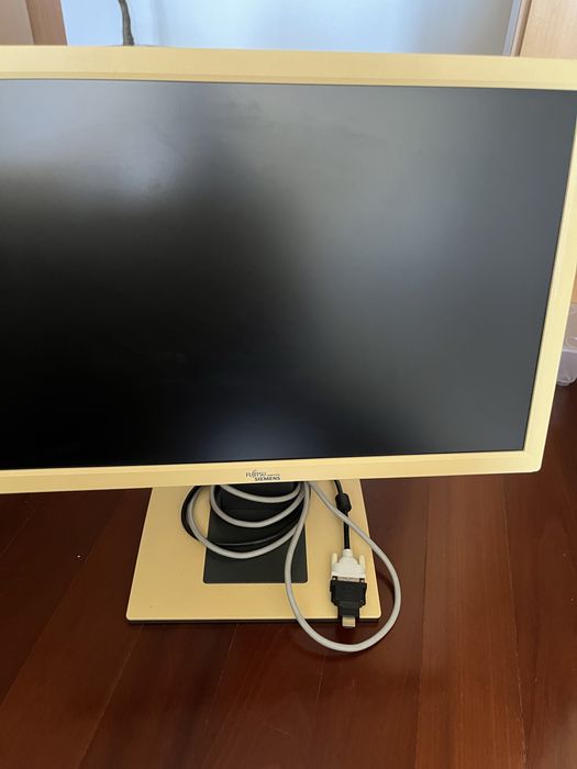 Monitor fujitsu
