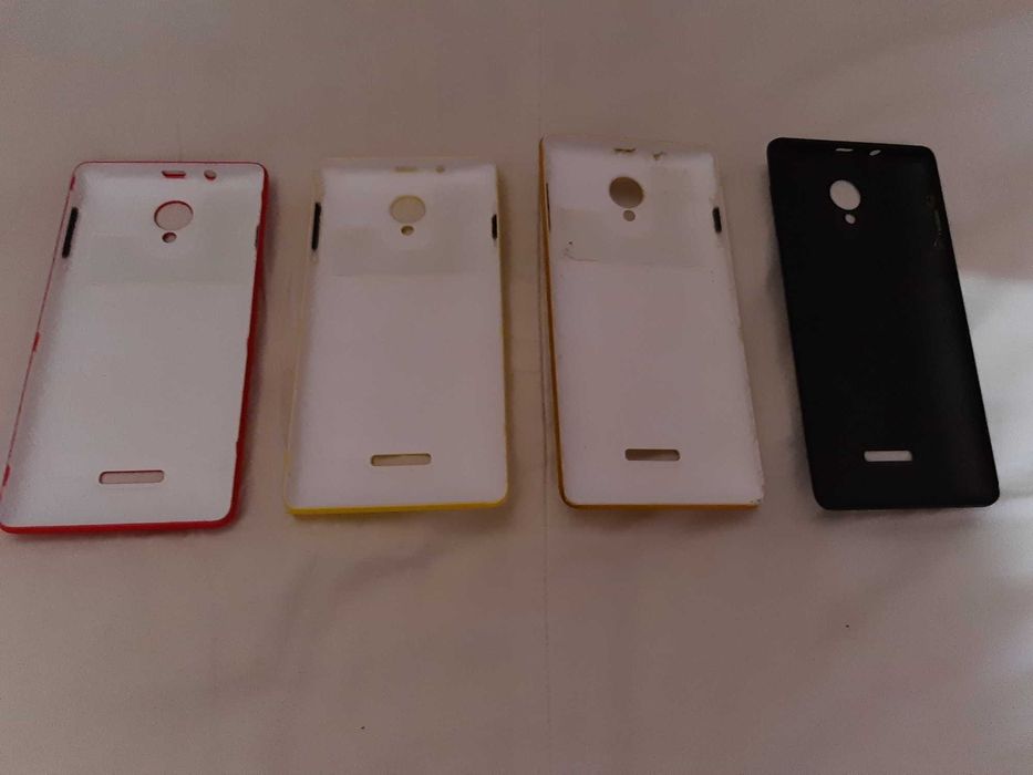 Продам задние крышки телефона prestigio.