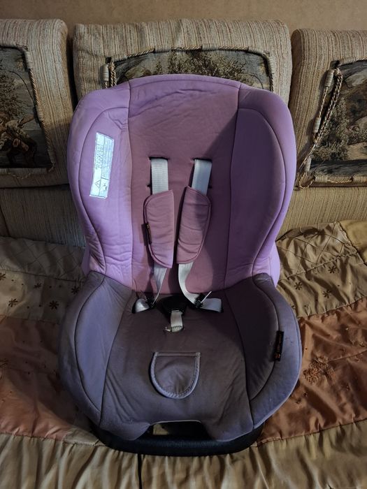 Автокресло для девочки.